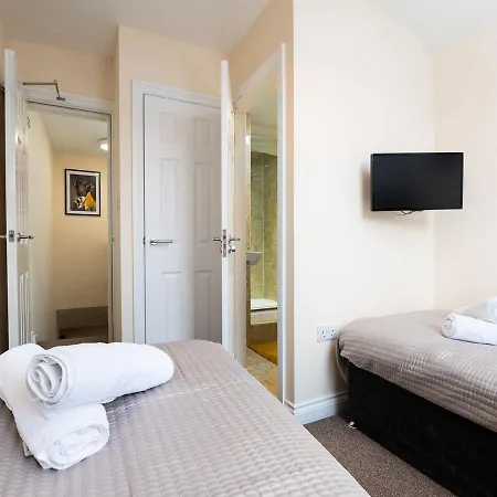 Ravines - Uk2736 * Scarborough